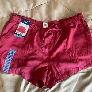 Gap pull on shorts